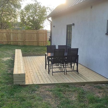 Gaesthus Pa Oesterlen Med Naerhet Till Strand & Golf Villa Ystad Exterior photo