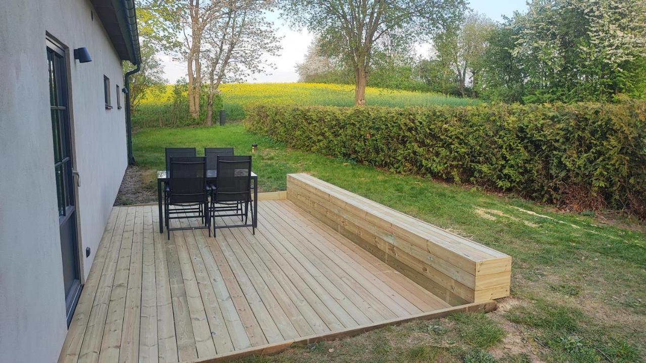Gaesthus Pa Oesterlen Med Naerhet Till Strand & Golf Villa Ystad Exterior photo