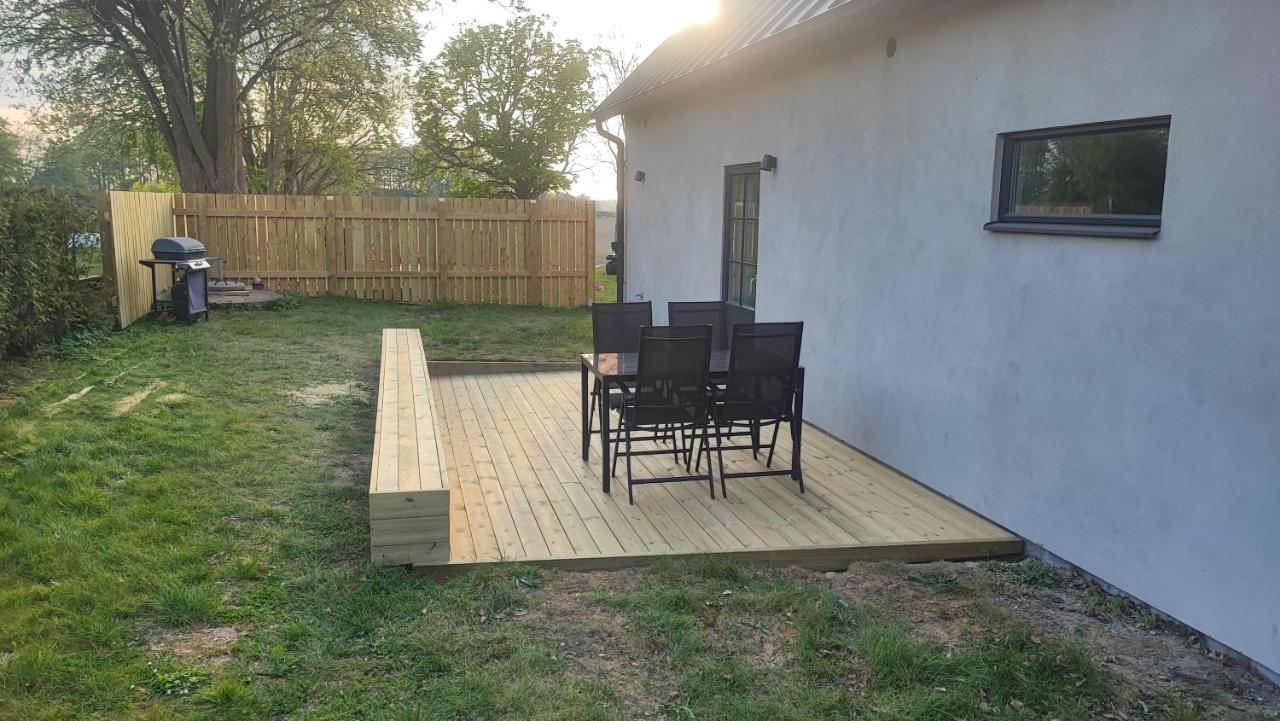 Gaesthus Pa Oesterlen Med Naerhet Till Strand & Golf Villa Ystad Exterior photo